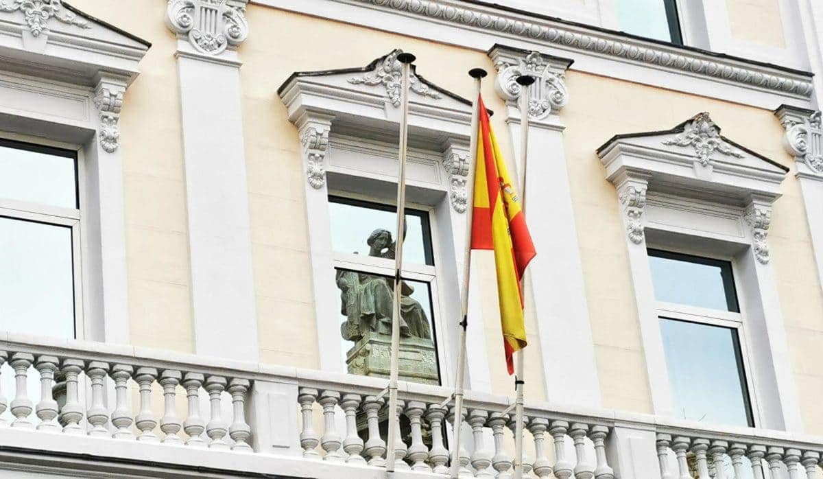 Imagen del artículo El Consejo General de Procuradores apoya el manifiesto que devuelve al ciudadano su derecho a ser atendido sobre Madrid