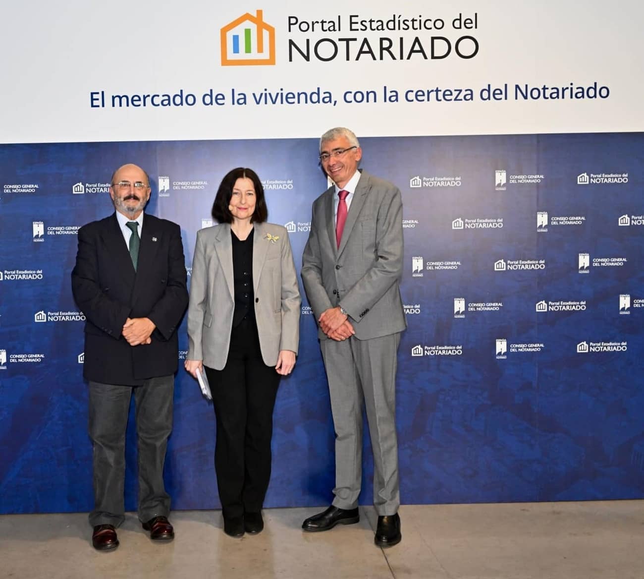 Imagen del artículo Sintonía jurídica: Procuradores presentes en la presentación del Portal de la Vivienda de los Notarios sobre Madrid