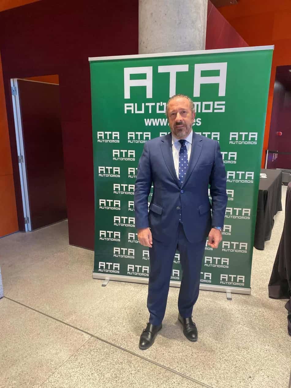 Imagen del artículo El Consejo General de Procuradores de España se suma a la XXIV edición de los Premios Autónomo del Año sobre Madrid